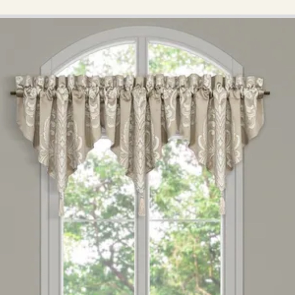 Elegant Cream Valance Curtain